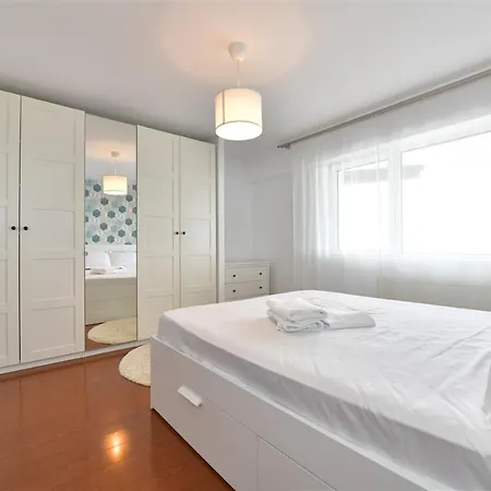 Lux 1 Mai Pod Apartament *