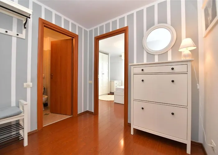 Lux 1 Mai Pod Apartament *